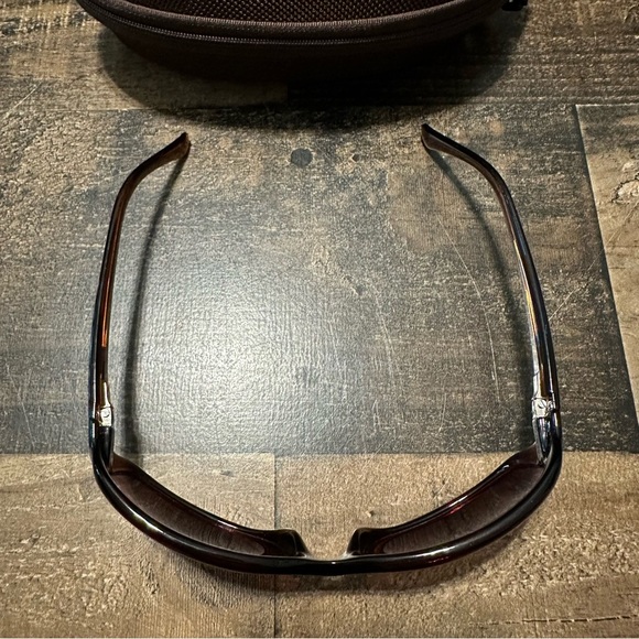 Maui Jim ‘Lagoon’ Polarized Sunglasses - Picture 5 of 9